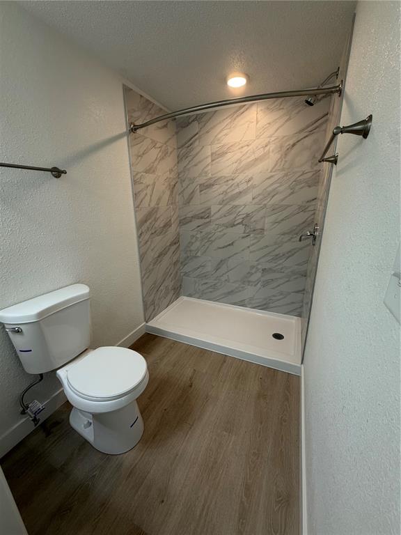 205 South 13th Street Palatka, FL 32177 - Photo 30 of 39 a bathroom with a toilet and a shower