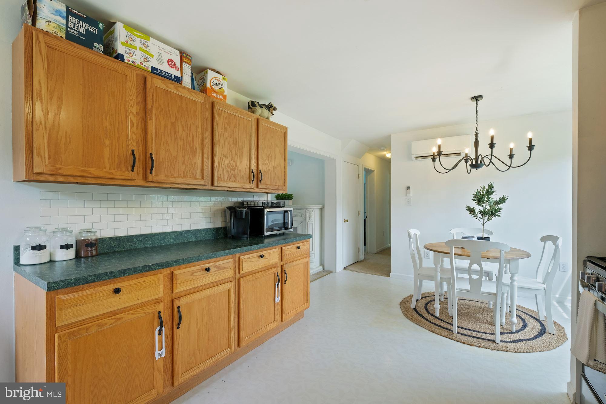 421 North Clear Ridge Road Union Bridge, MD 21791 - Photo 8 of 31 Kitchen