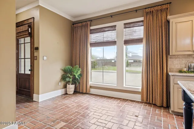 $745,000 | 113 Littlefield Drive, Lafayette, LA 70508