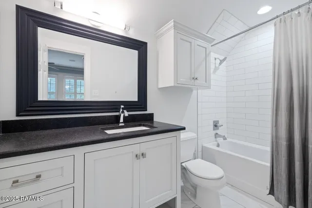 $745,000 | 113 Littlefield Drive, Lafayette, LA 70508