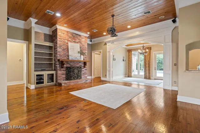 $745,000 | 113 Littlefield Drive, Lafayette, LA 70508