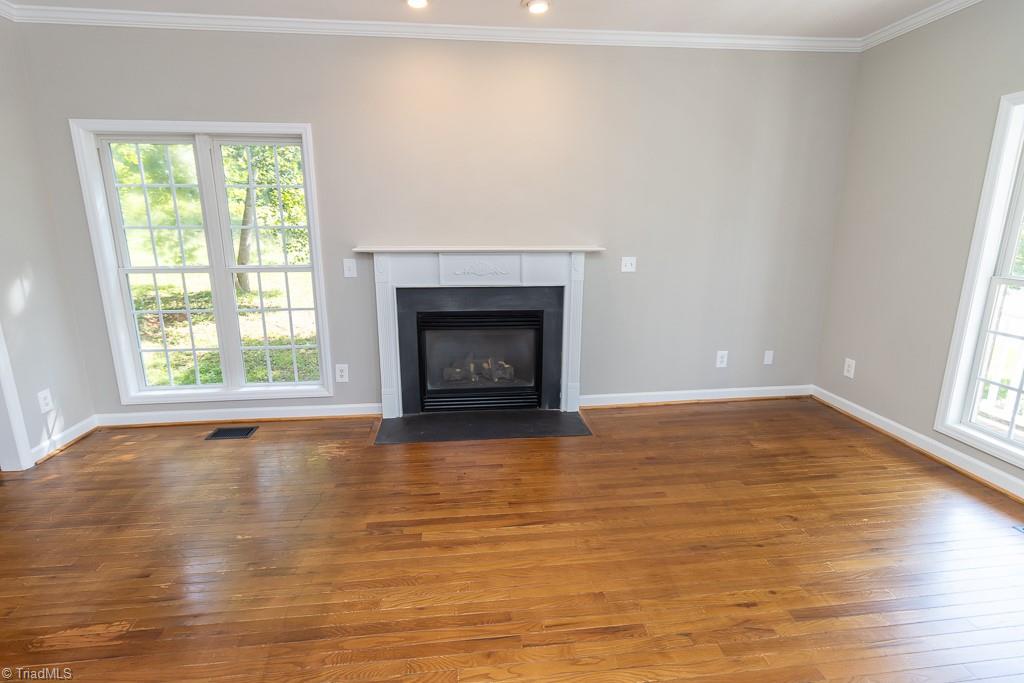 7905 Cress Court Oak Ridge, NC 27310 - Photo 10 of 28 Gallery Image 10