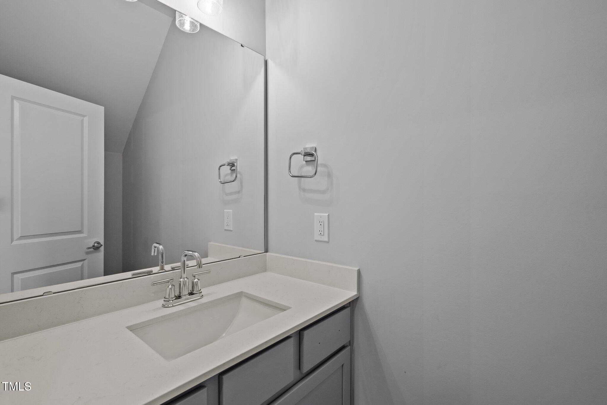 707 Jamescroft Way, Unit 15 Rolesville, NC 27571 - Photo 19 of 34 9-web-or-mls-_NFP2622