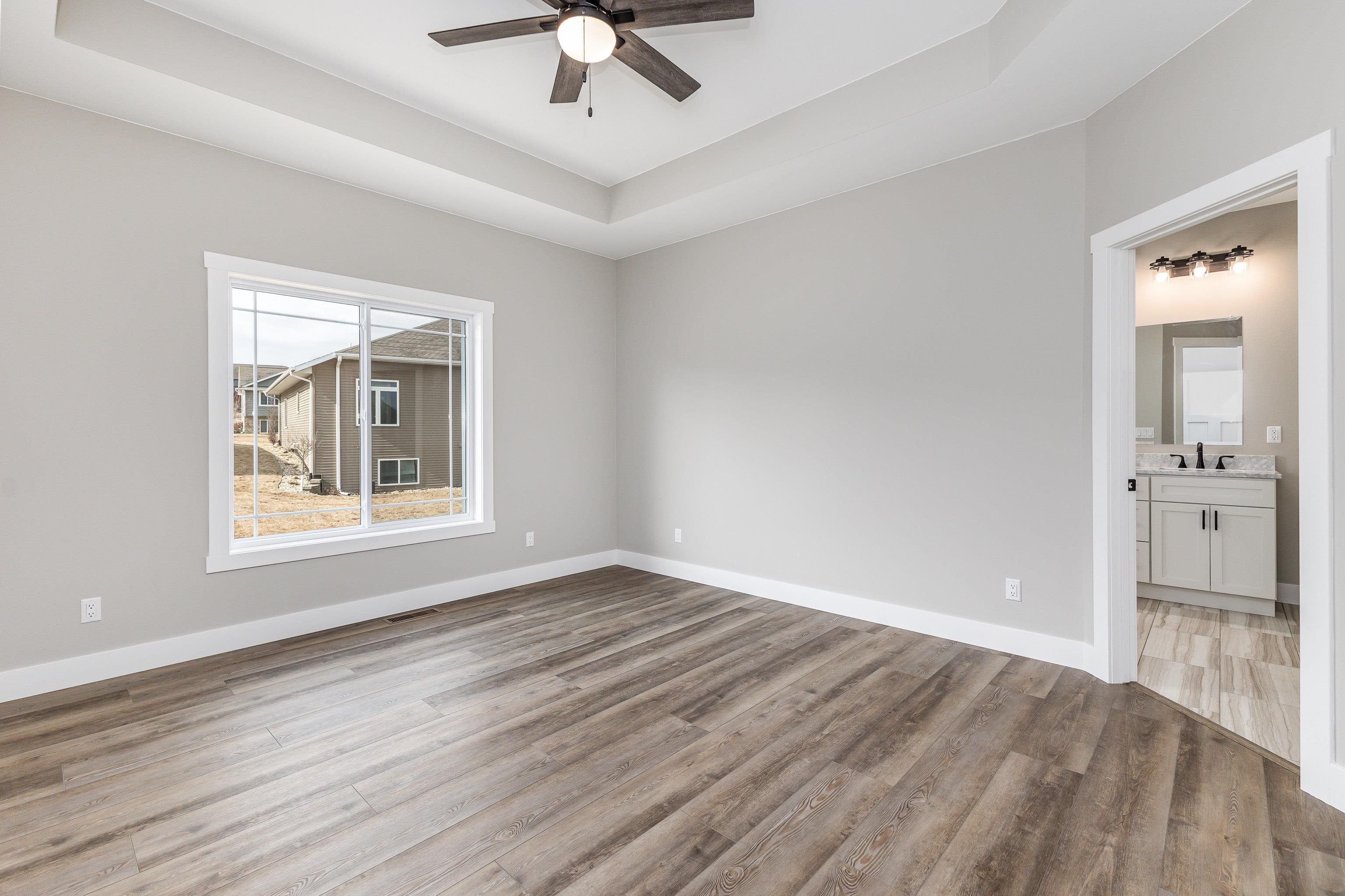 2249 Antler Ridge Drive Dubuque, IA 52002 - Photo 16 of 45 Gallery Image 16