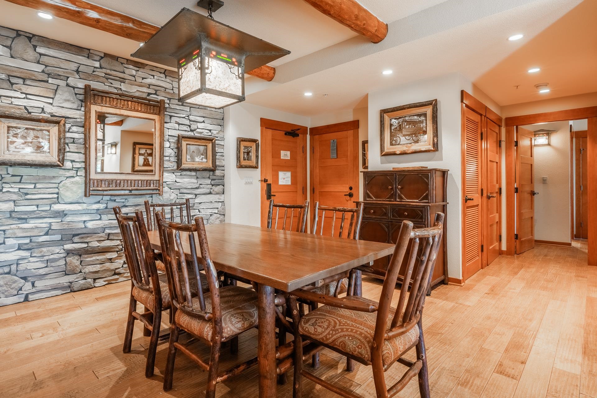 6201 Minaret Road, Unit 2317 Mammoth Lakes, CA 93546 - Photo 25 of 44 a view of a dining room with furniture