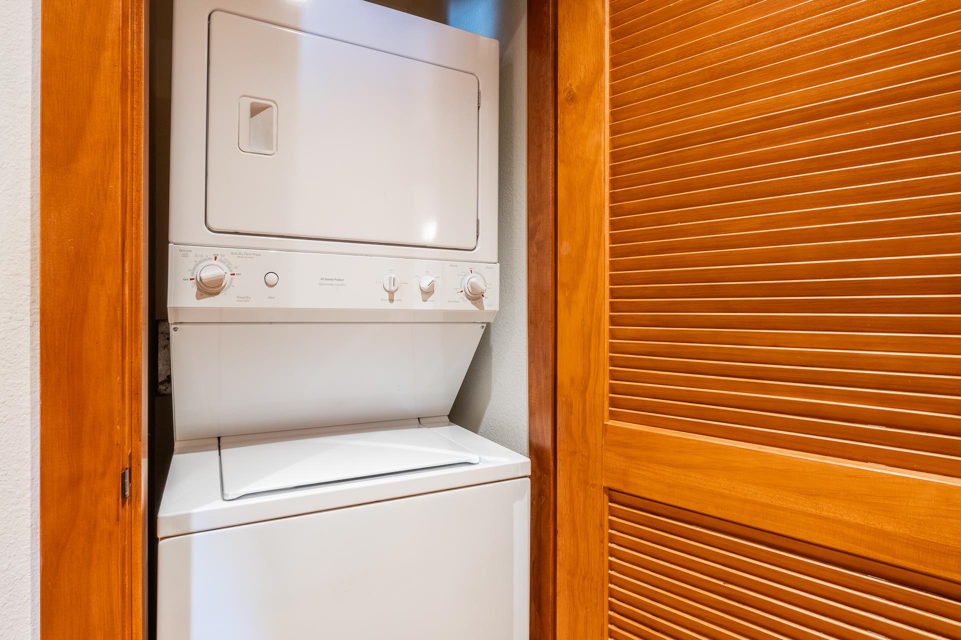 6201 Minaret Road, Unit 2317 Mammoth Lakes, CA 93546 - Photo 26 of 44 a utility room with dryer and washer