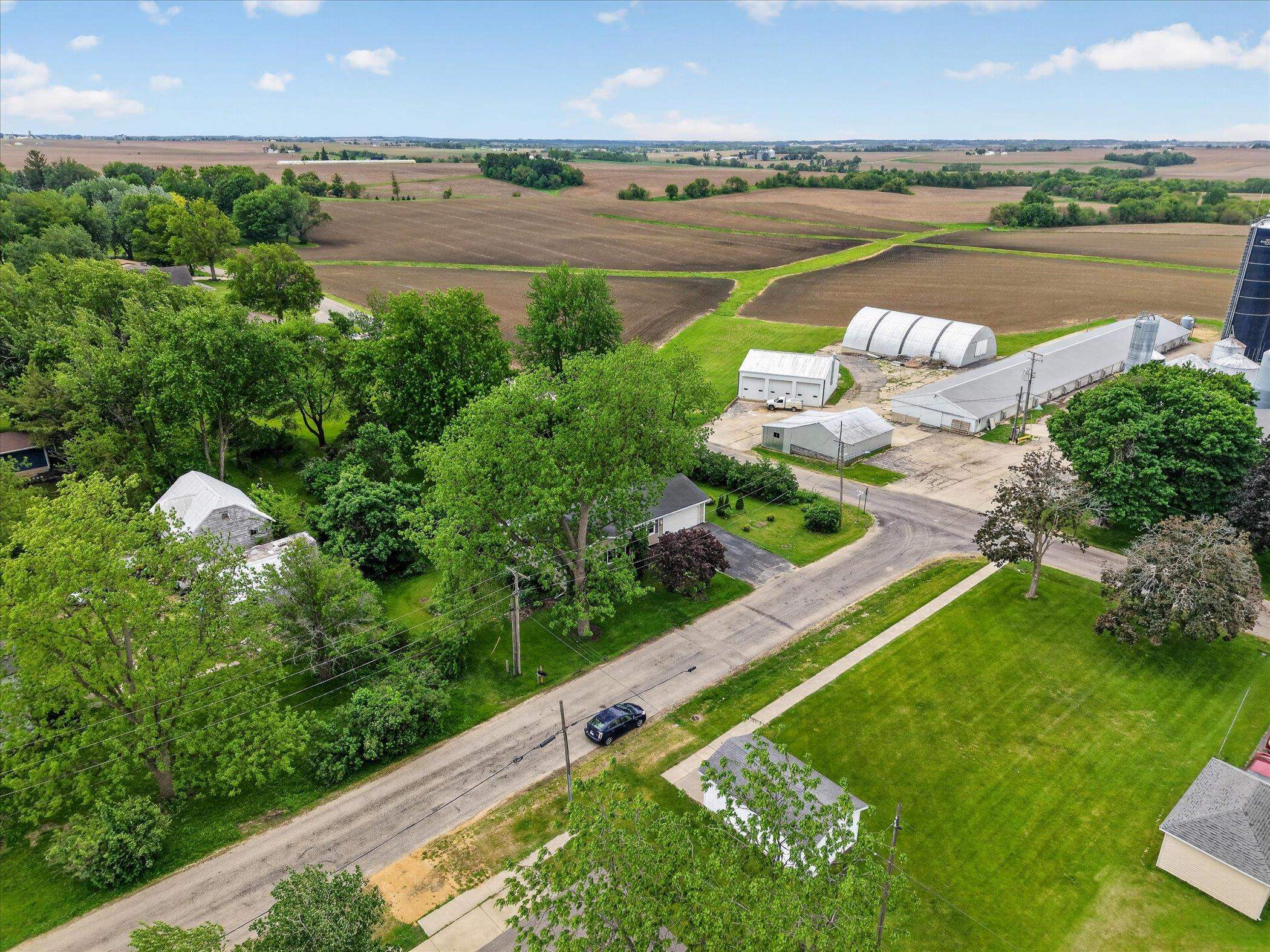405 West Cherry Street Forreston, IL 61030 - Photo 31 of 40