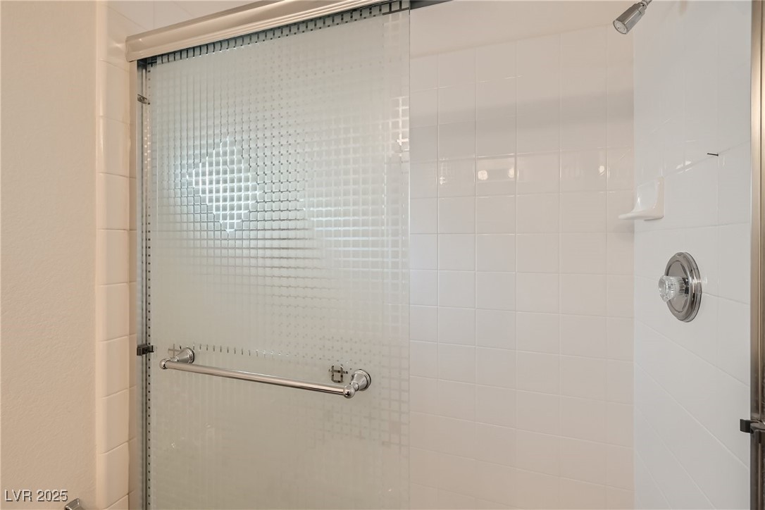 7550 Slipstream Street Las Vegas, NV 89139 - Photo 26 of 33 Bathroom view of a shower stall