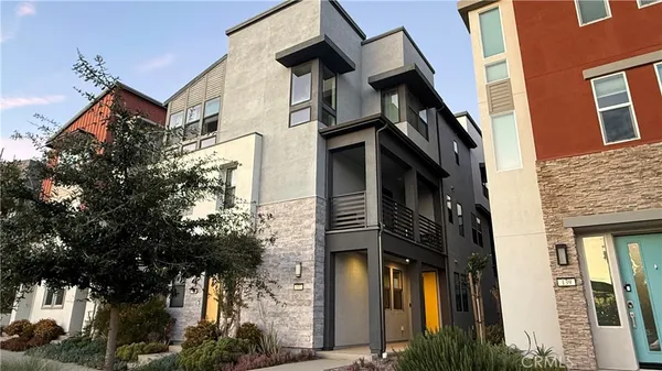 $4,500 | 137 Mirth, Irvine, CA 92618