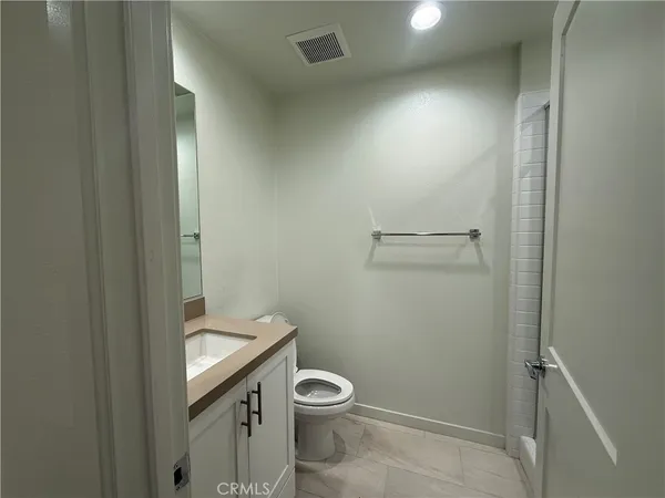 $4,500 | 137 Mirth, Irvine, CA 92618