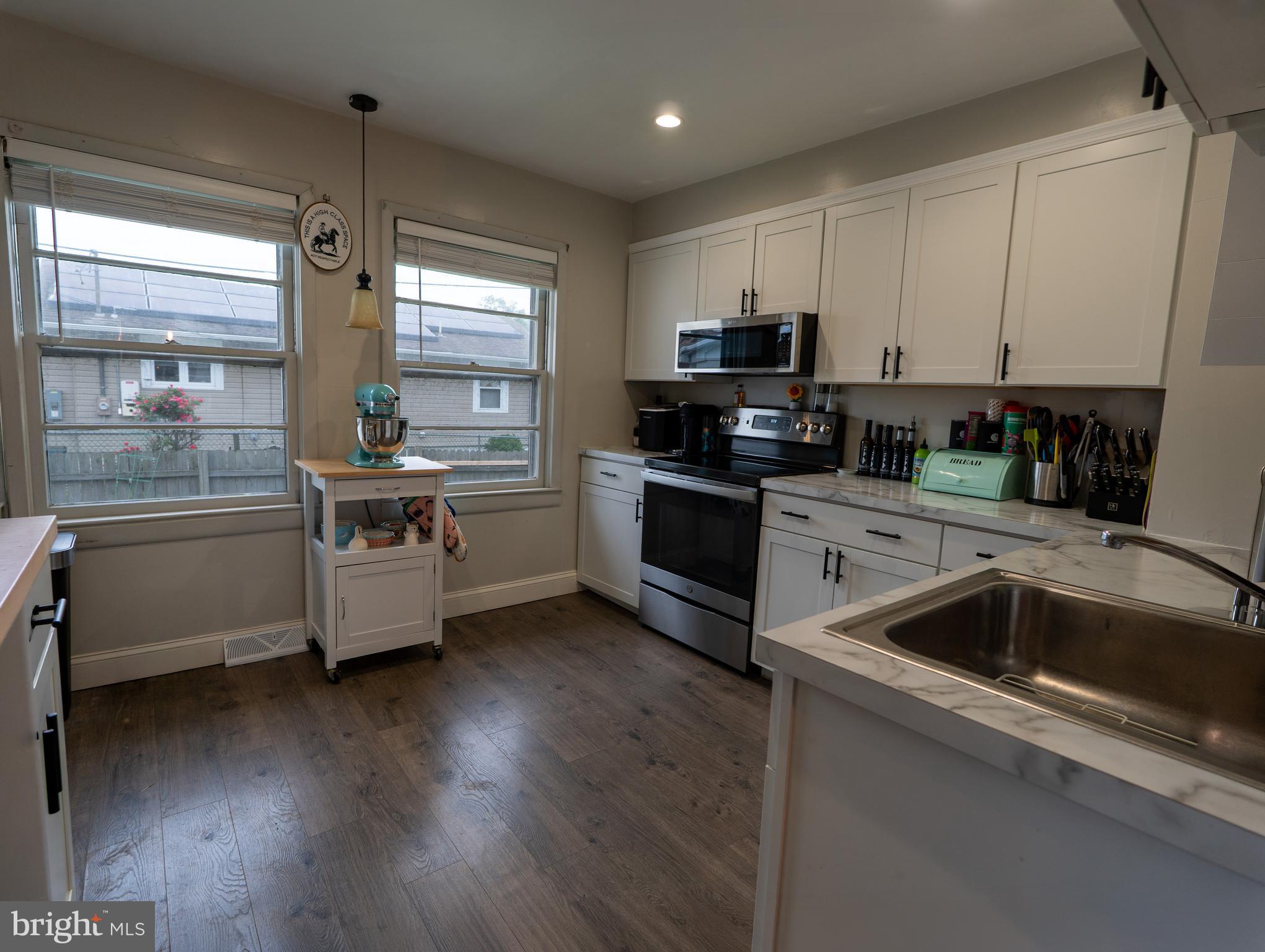 257 G Street Carneys Point, NJ 08069 - Photo 16 of 27