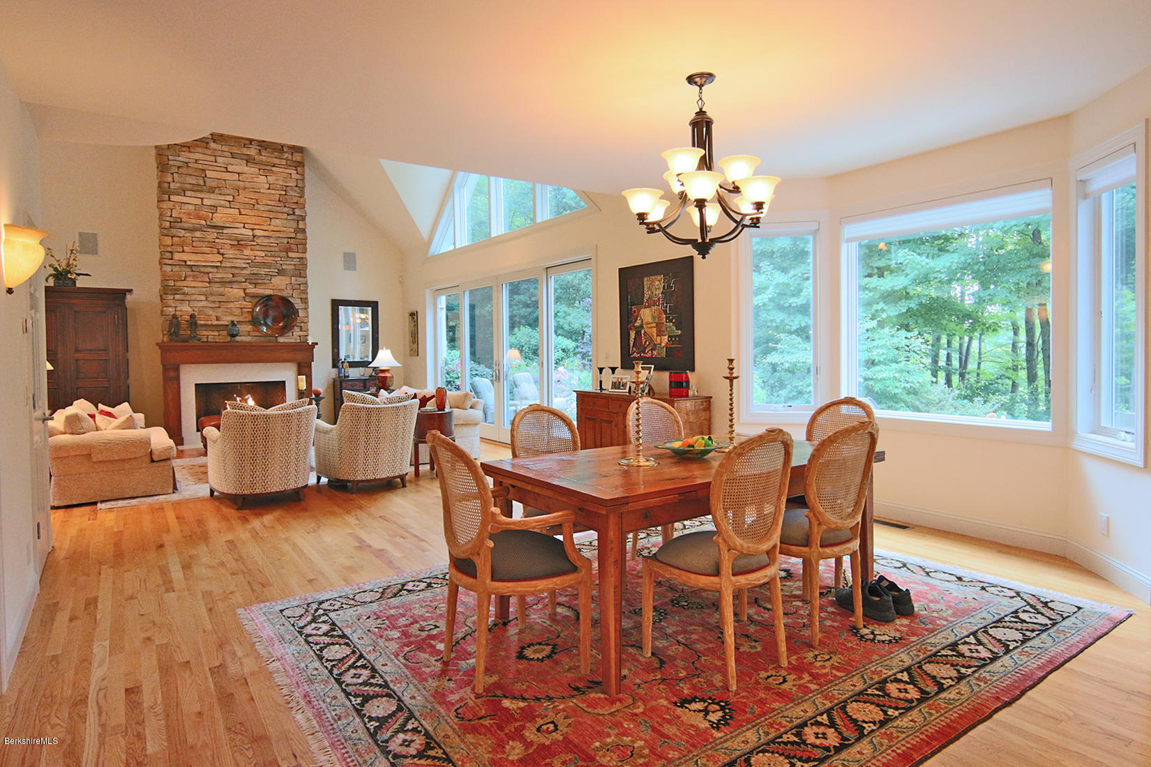 26 Austerlitz Road West Stockbridge, MA 01266 - Photo 11 of 33 DINING