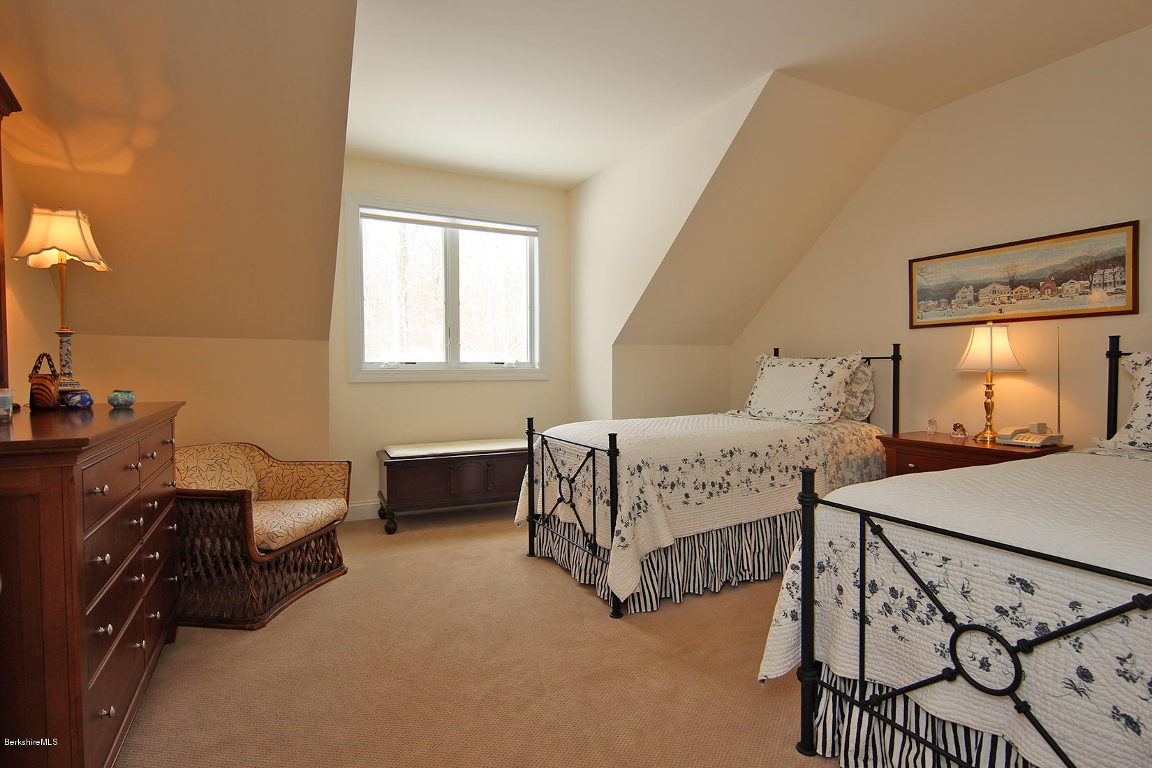 26 Austerlitz Road West Stockbridge, MA 01266 - Photo 26 of 33 GUEST BEDROOM EN SUITE
