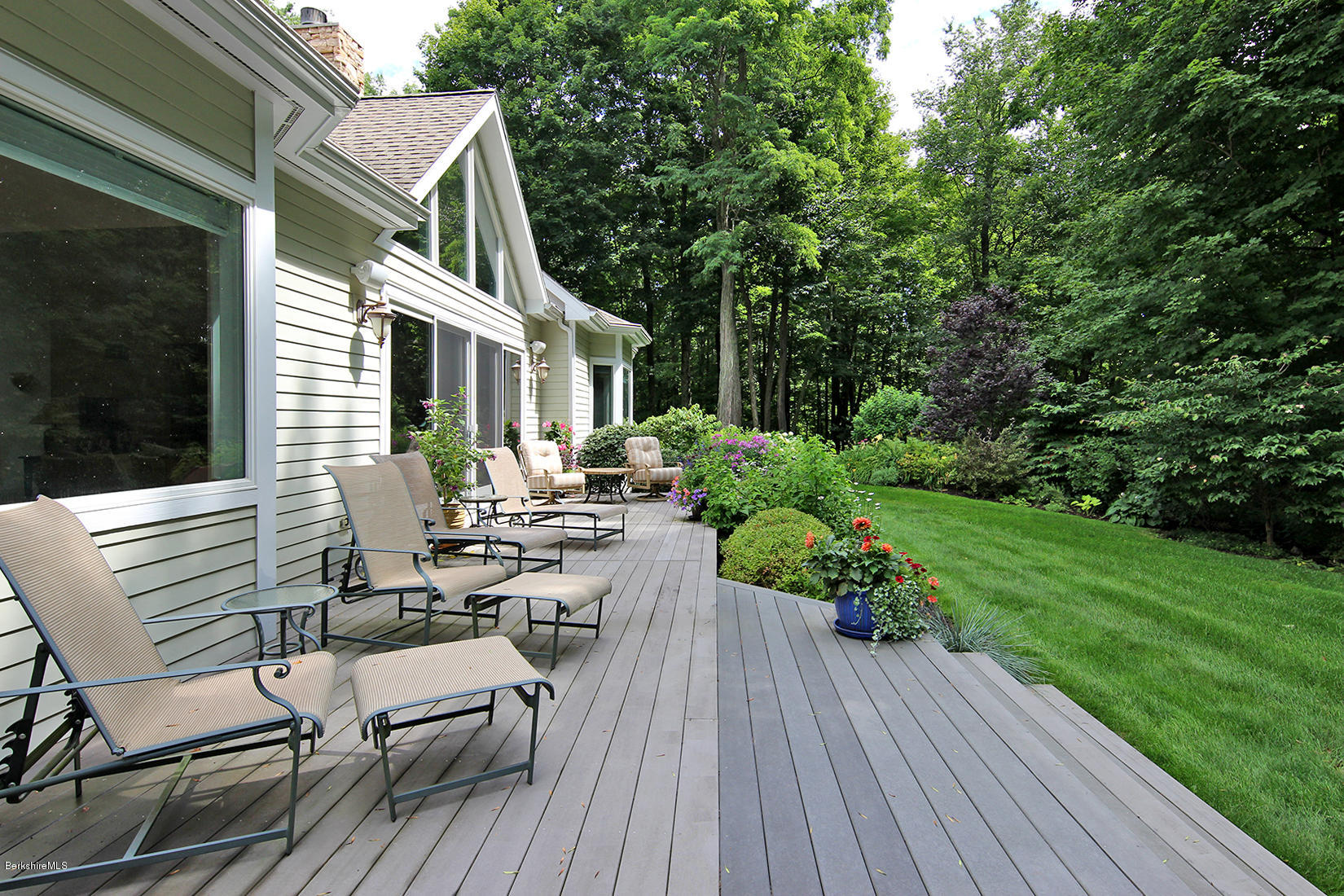 26 Austerlitz Road West Stockbridge, MA 01266 - Photo 31 of 33 DECK
