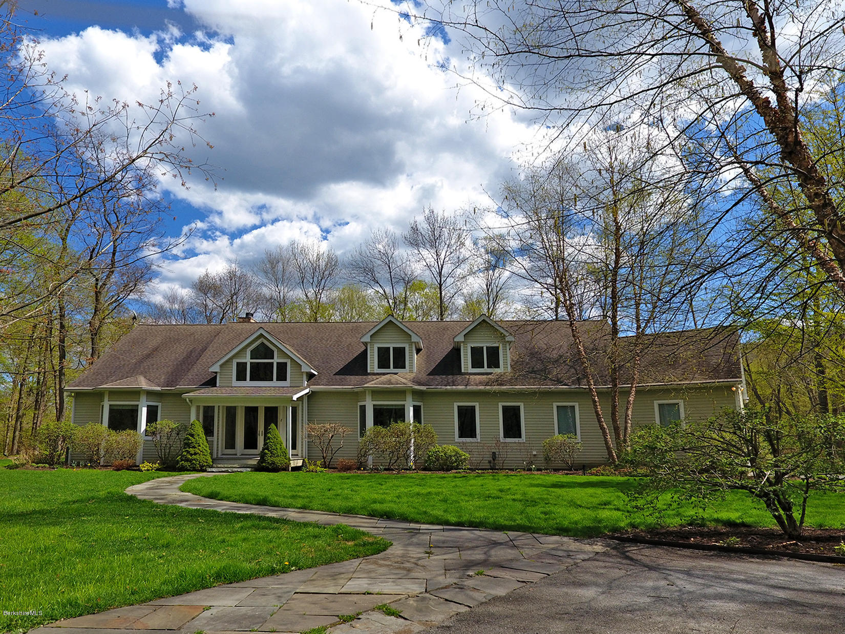 26 Austerlitz Road West Stockbridge, MA 01266 - Photo 33 of 33 APPROACH