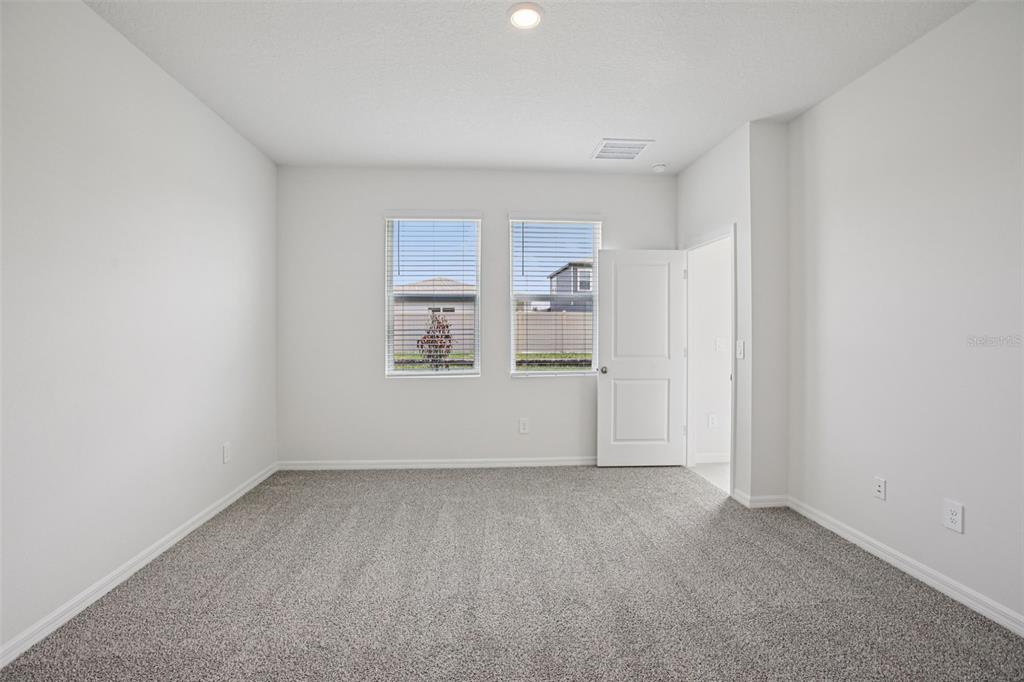 1820 Brekey Way Zephyrhills, FL 33541 - Photo 24 of 41