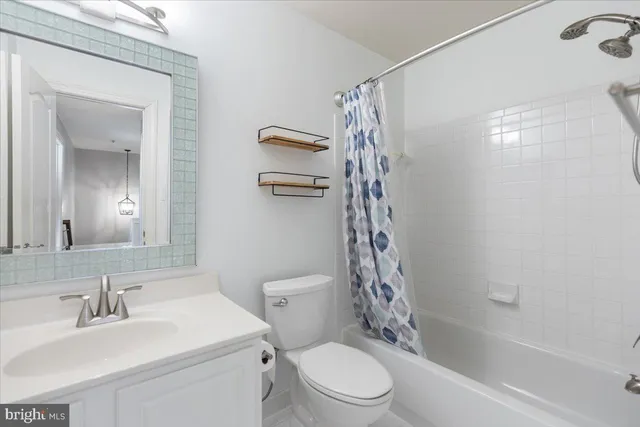 $3,499 | 174 A Chevy Chase Street, Unit 174A, Gaithersburg, MD 20878