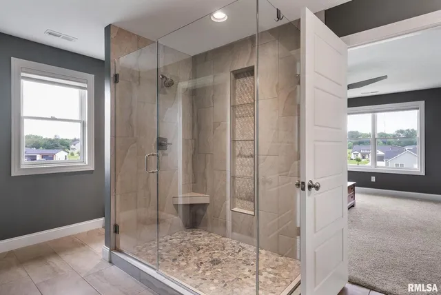 $685,000 | 317 Madison Drive, Riverdale, IA 52722