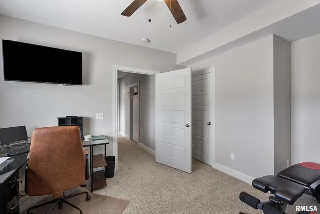 $685,000 | 317 Madison Drive, Riverdale, IA 52722