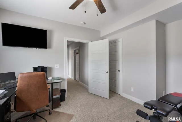 $685,000 | 317 Madison Drive, Riverdale, IA 52722