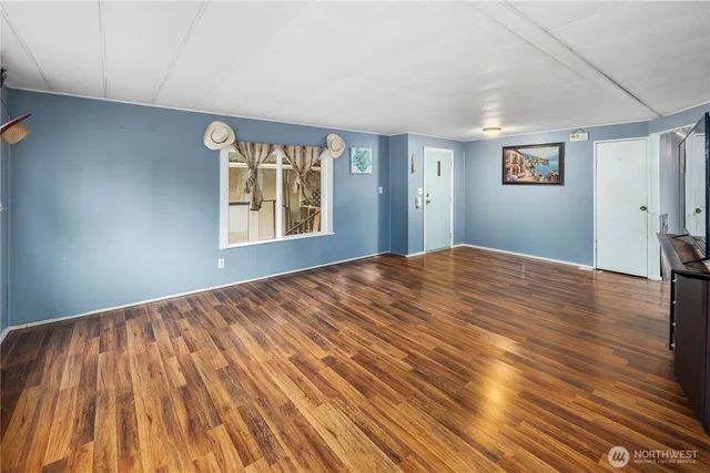 $135,000 | 15713 81st Street East, Unit 135, Puyallup, WA 98372