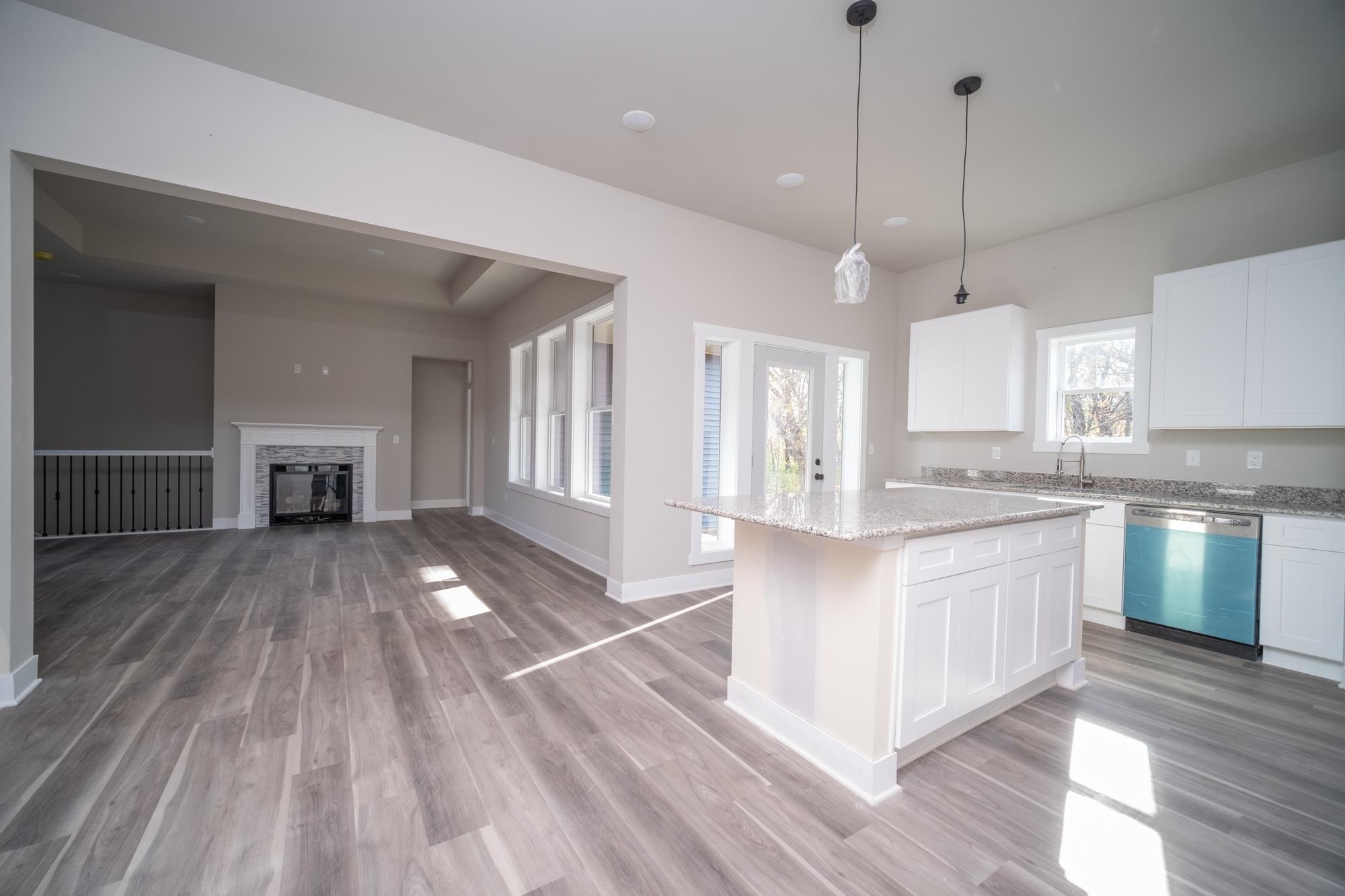 9620 Lismore Road Roscoe, IL 61073 - Photo 8 of 32 Gallery Image 8