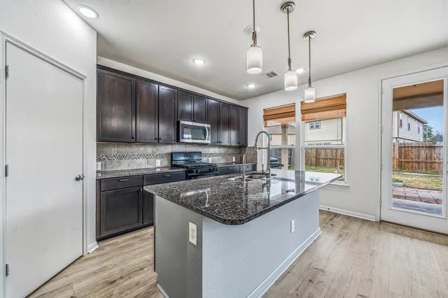 $2,350 | 4118 Lake Cypress Circle, Houston, TX 77068