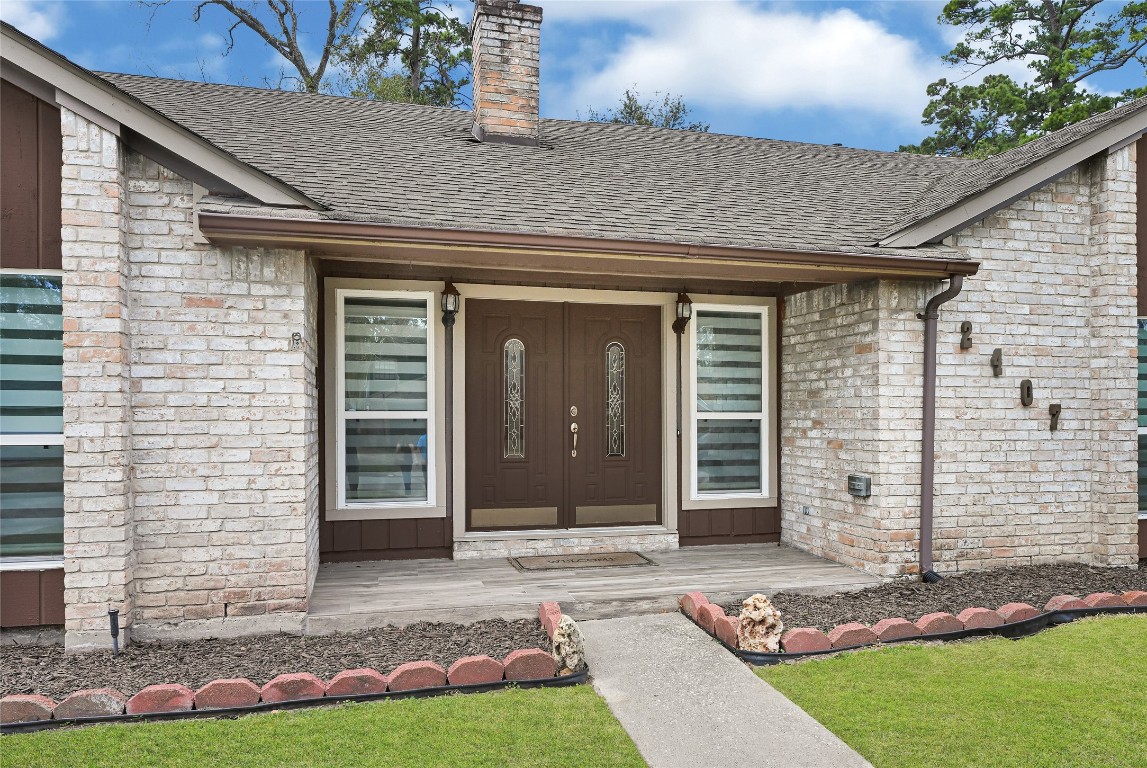 2407 Rambling Brook Drive Spring, TX 77373 - Photo 4 of 50