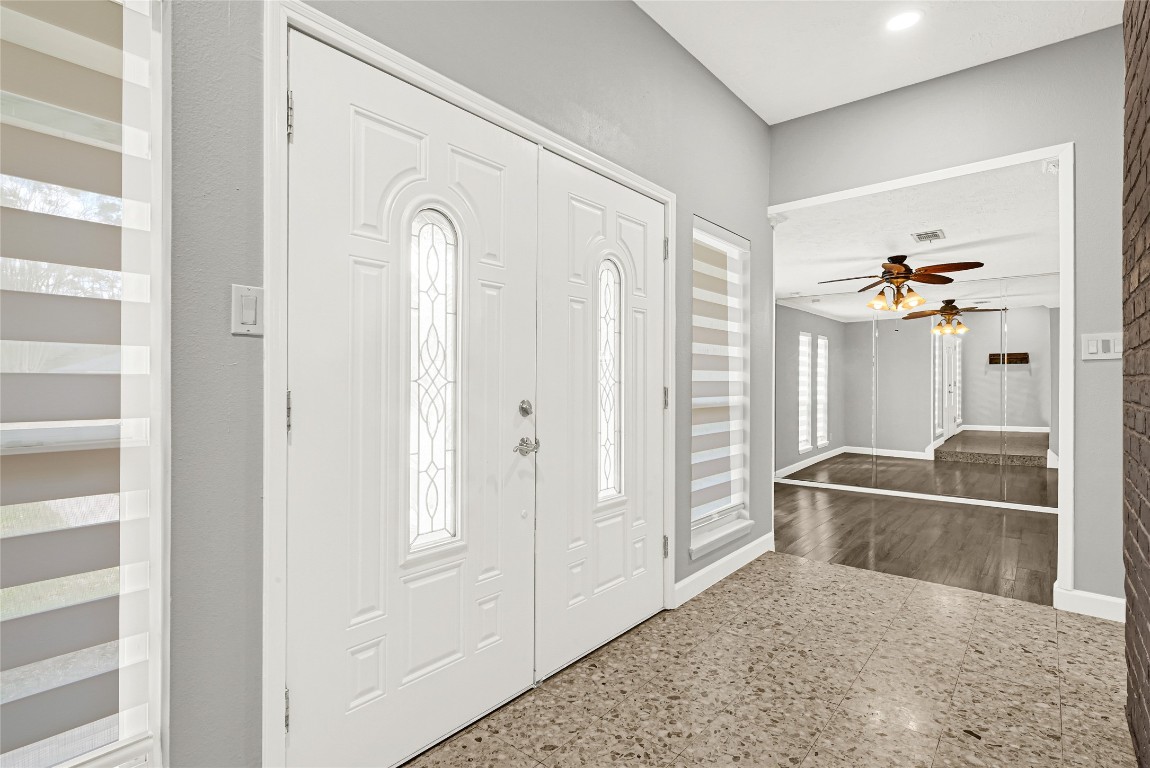 2407 Rambling Brook Drive Spring, TX 77373 - Photo 5 of 50