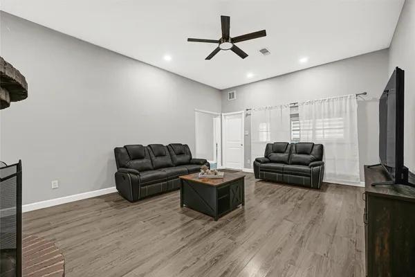 $275,000 | 2407 Rambling Brook Drive, Spring, TX 77373