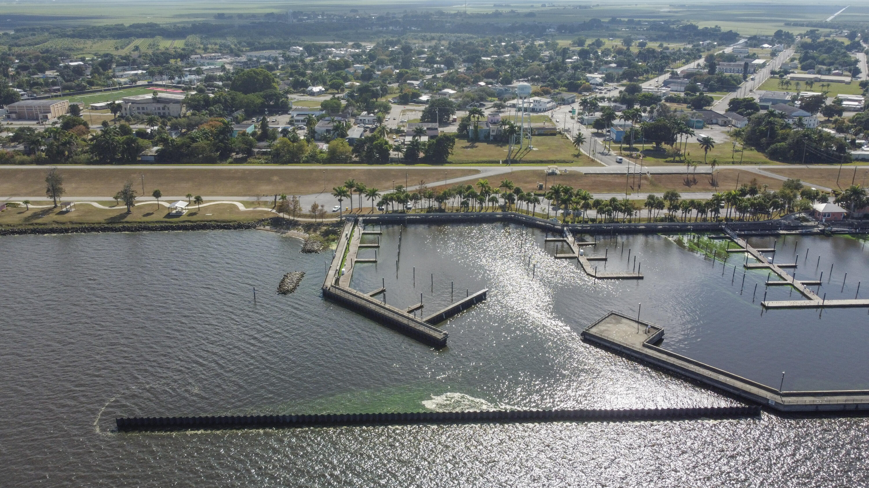 185 East Main Street Pahokee, FL 33476 - Photo 16 of 37 14-DJI_0190