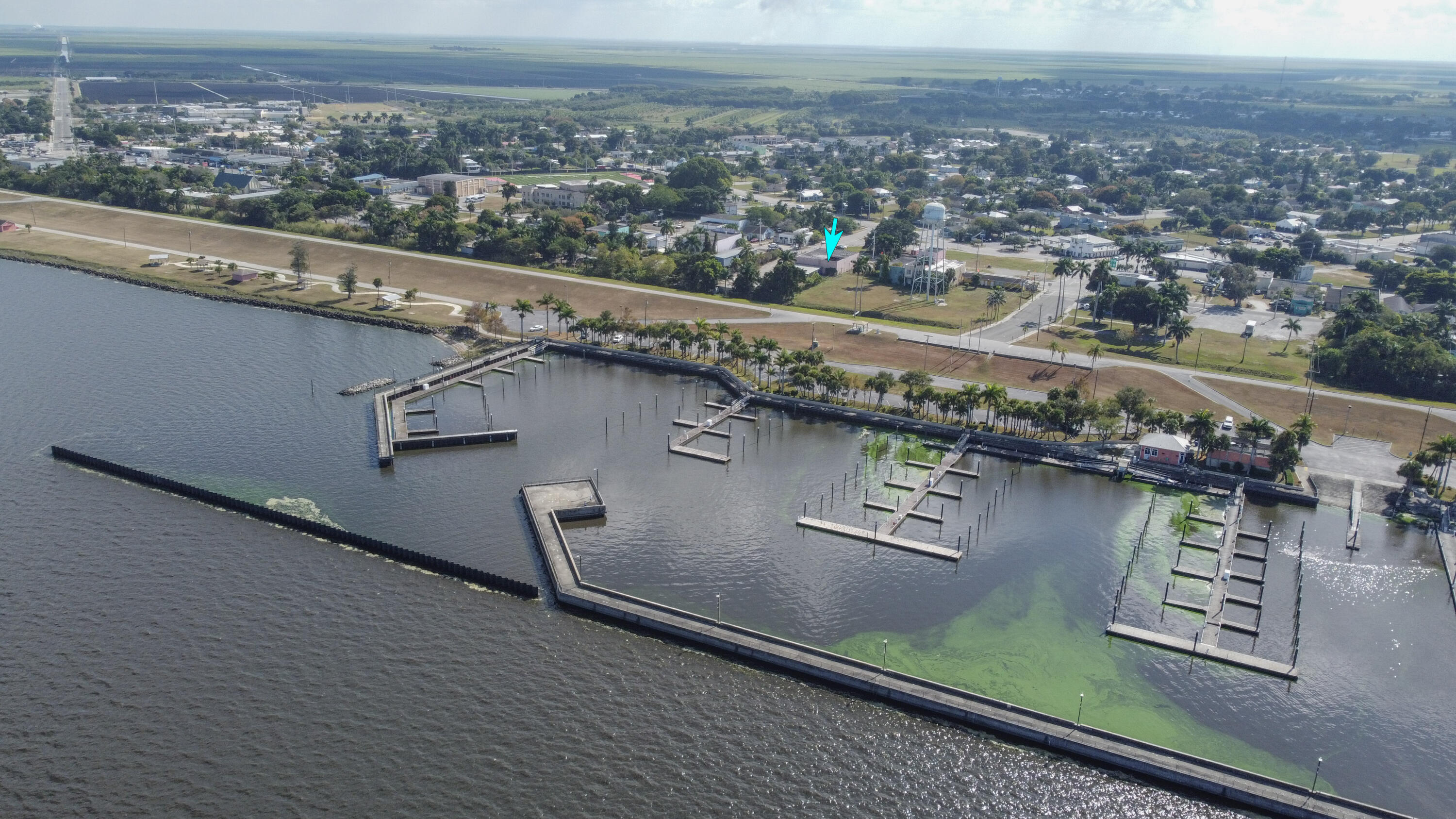 185 East Main Street Pahokee, FL 33476 - Photo 19 of 37 17-DJI_0192-Edit