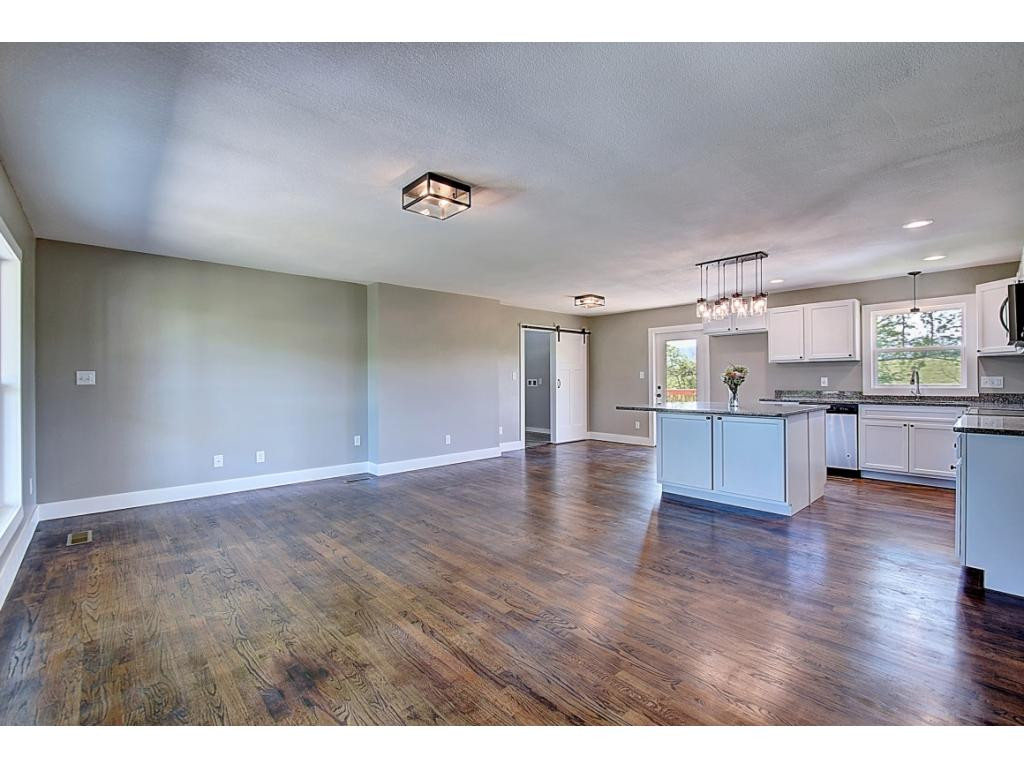 274 Jim Range Road Jonesborough, TN 37659 - Photo 4 of 28 Photo 4