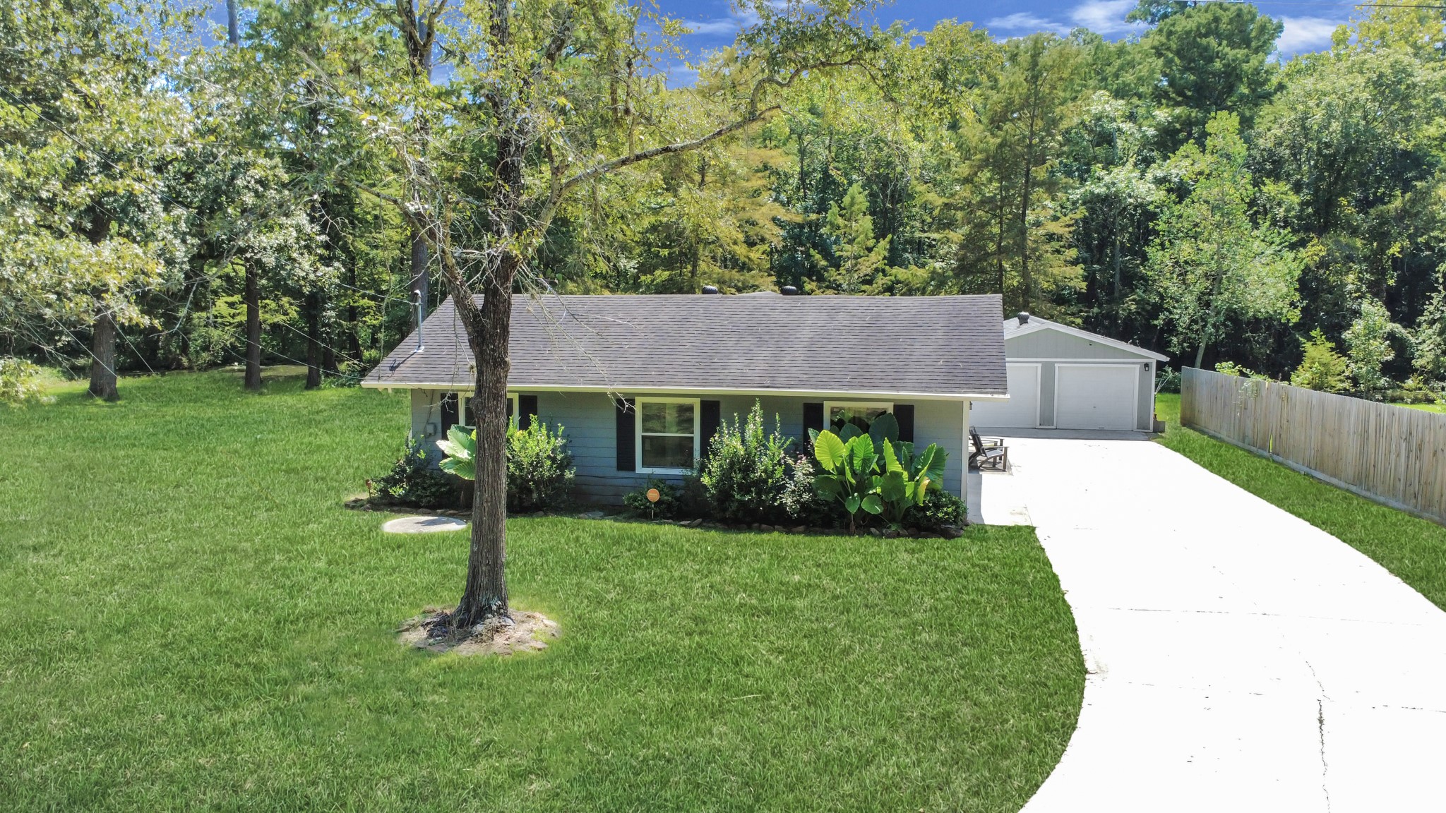 238 Waterfall Drive Huffman, TX 77336 - Photo 3 of 41