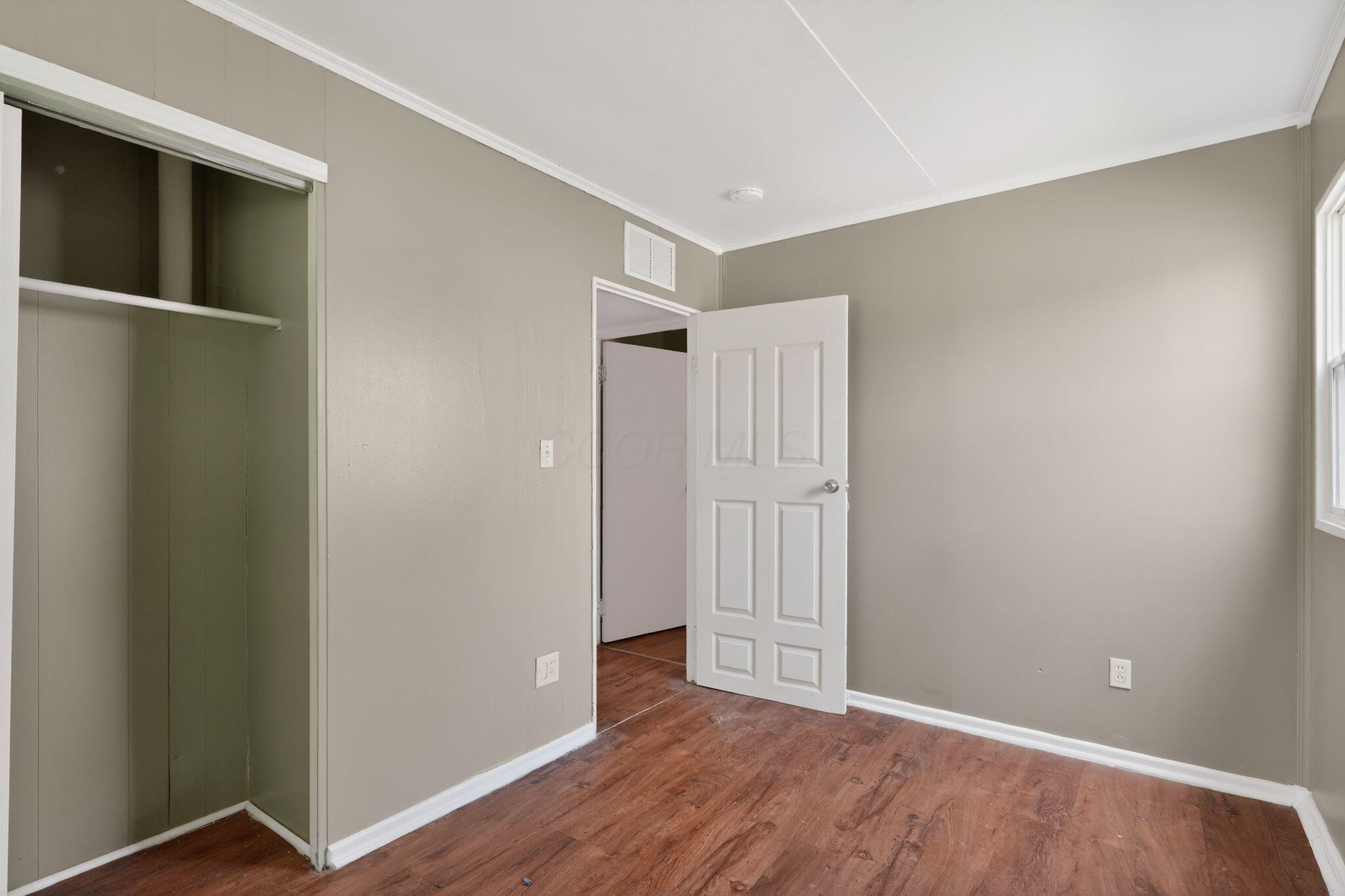 447 South Hampton Road Columbus, OH 43213 - Photo 24 of 31 24_447_S_Hampton_Rd_Columbus_OH_43213-Be