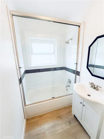 $325,000 | 325 West 3rd Street, Unit 507, Long Beach, CA 90802