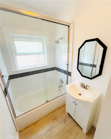 $325,000 | 325 West 3rd Street, Unit 507, Long Beach, CA 90802