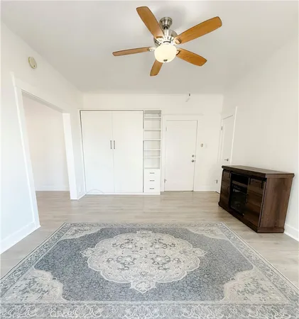 $325,000 | 325 West 3rd Street, Unit 507, Long Beach, CA 90802