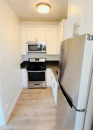 $325,000 | 325 West 3rd Street, Unit 507, Long Beach, CA 90802