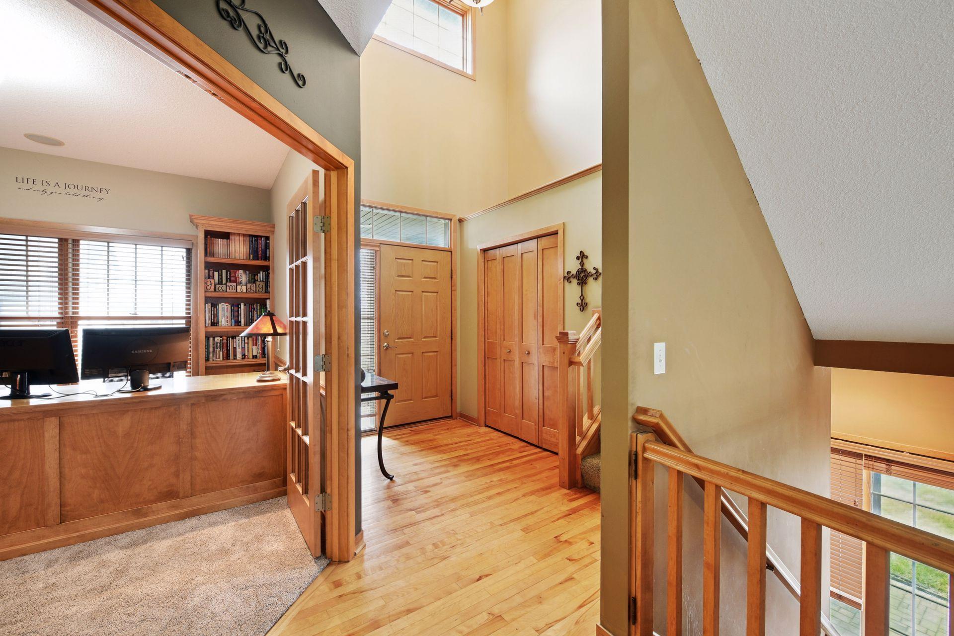 1740 Sandbar Circle Waconia, MN 55387 - Photo 4 of 39