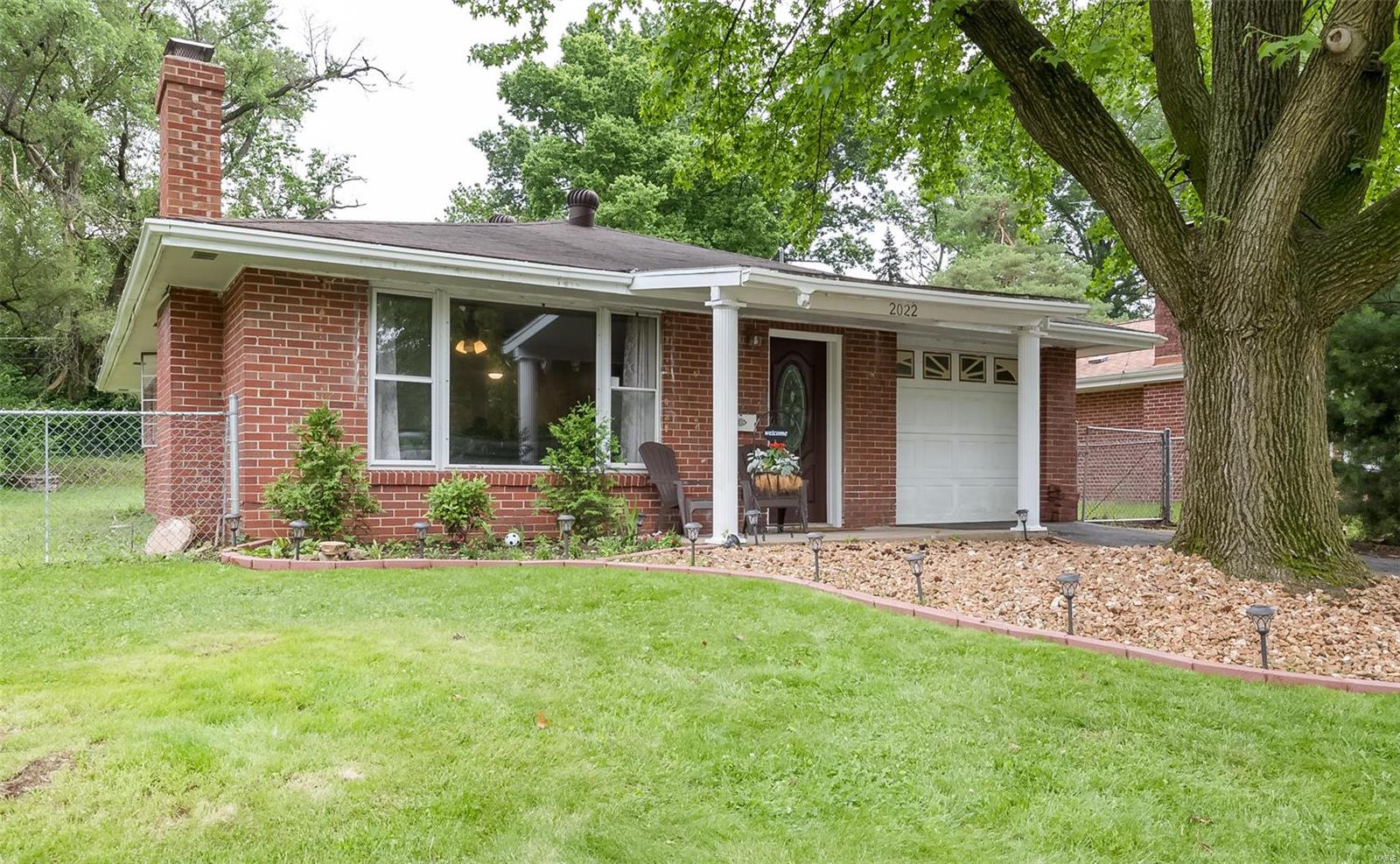 2022 Brown Road Overland, MO 63114 - Photo 2 of 2 Gallery Image 2