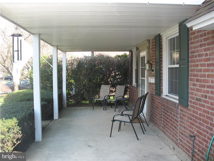 566 Willowbrook Road Havertown, PA 19083 - Photo 2 of 18 Gallery Image 2