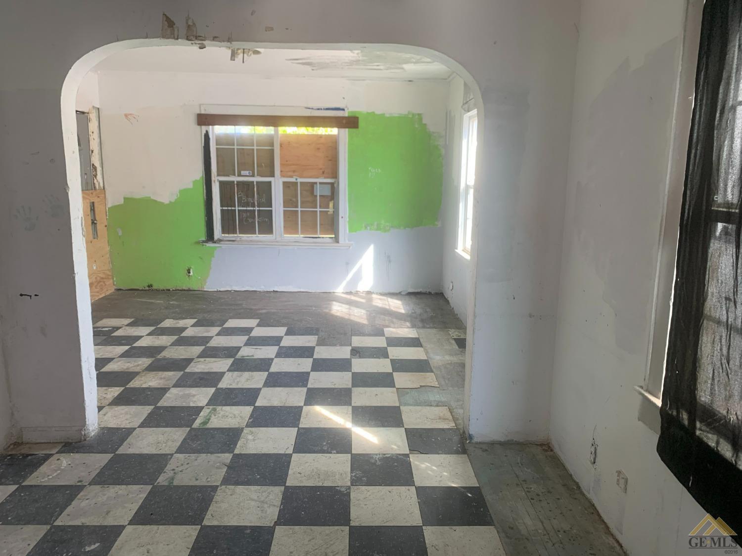 Undisclosed Address Bakersfield, CA 93308 - Photo 5 of 10 a picture of a black and white checkered floor