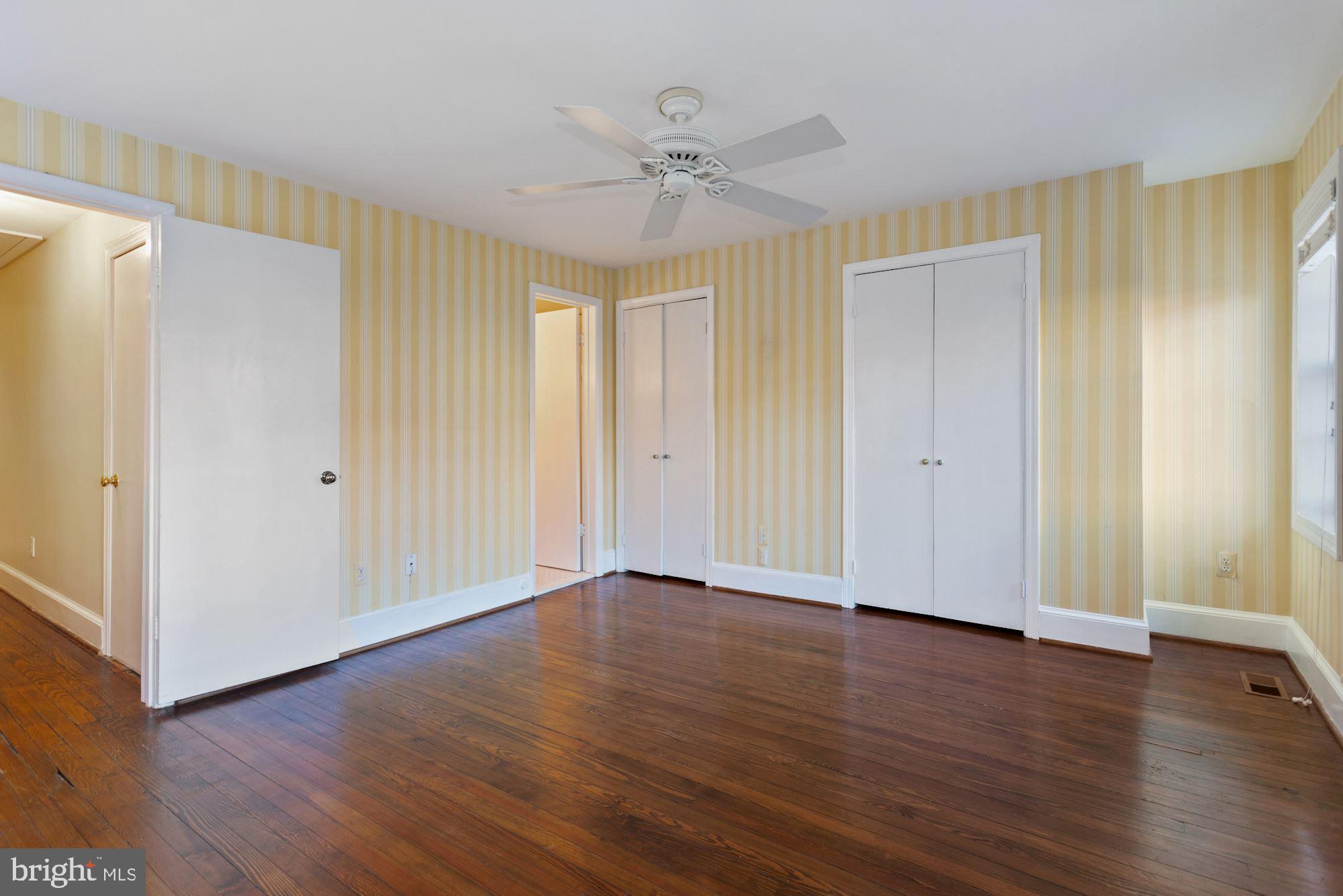 315 Constitution Avenue Northeast Washington, DC 20002 - Photo 22 of 32 a view of an entryway with wooden floor