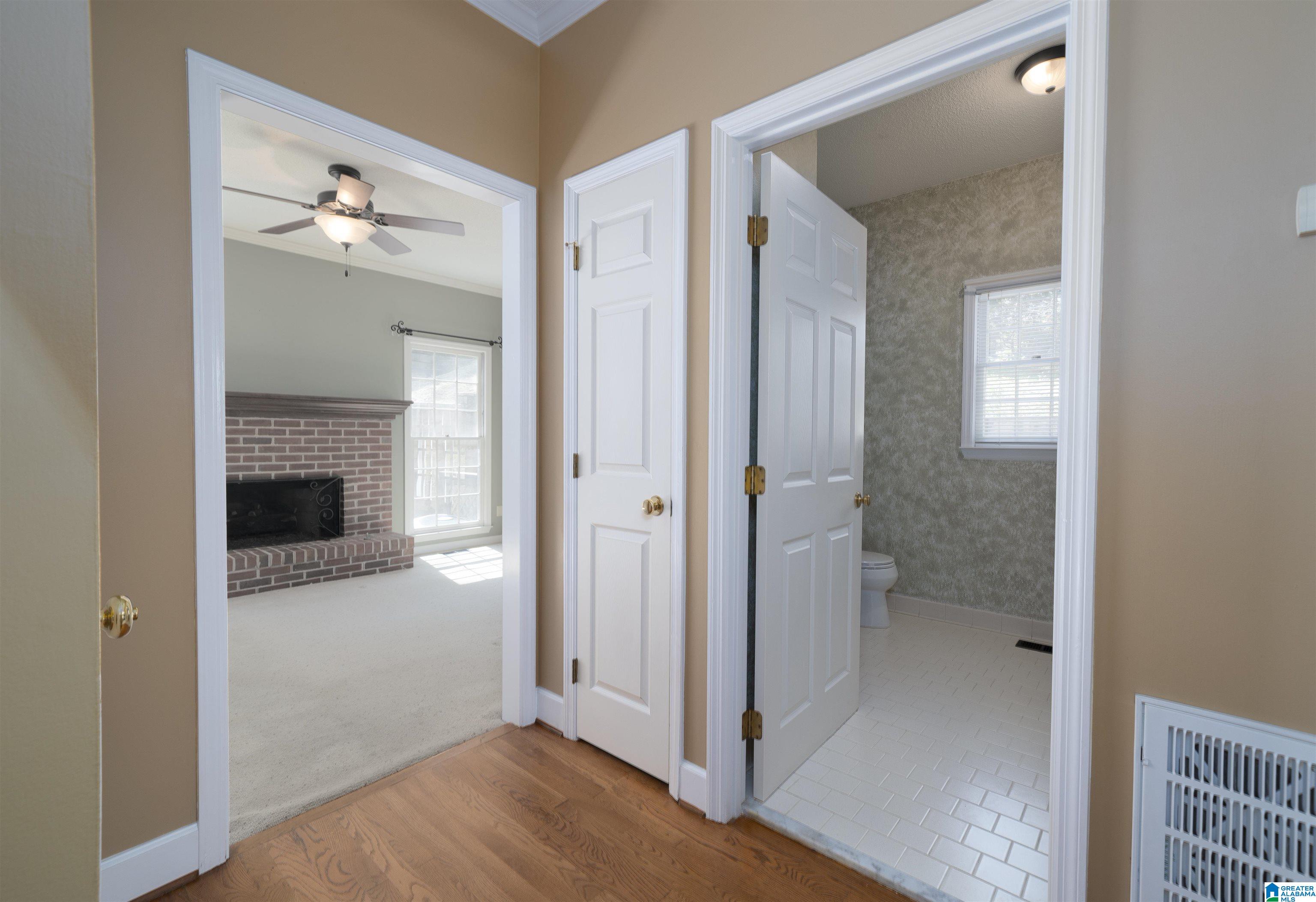 888 Mountain Ridge Drive Birmingham, AL 35209 - Photo 10 of 40