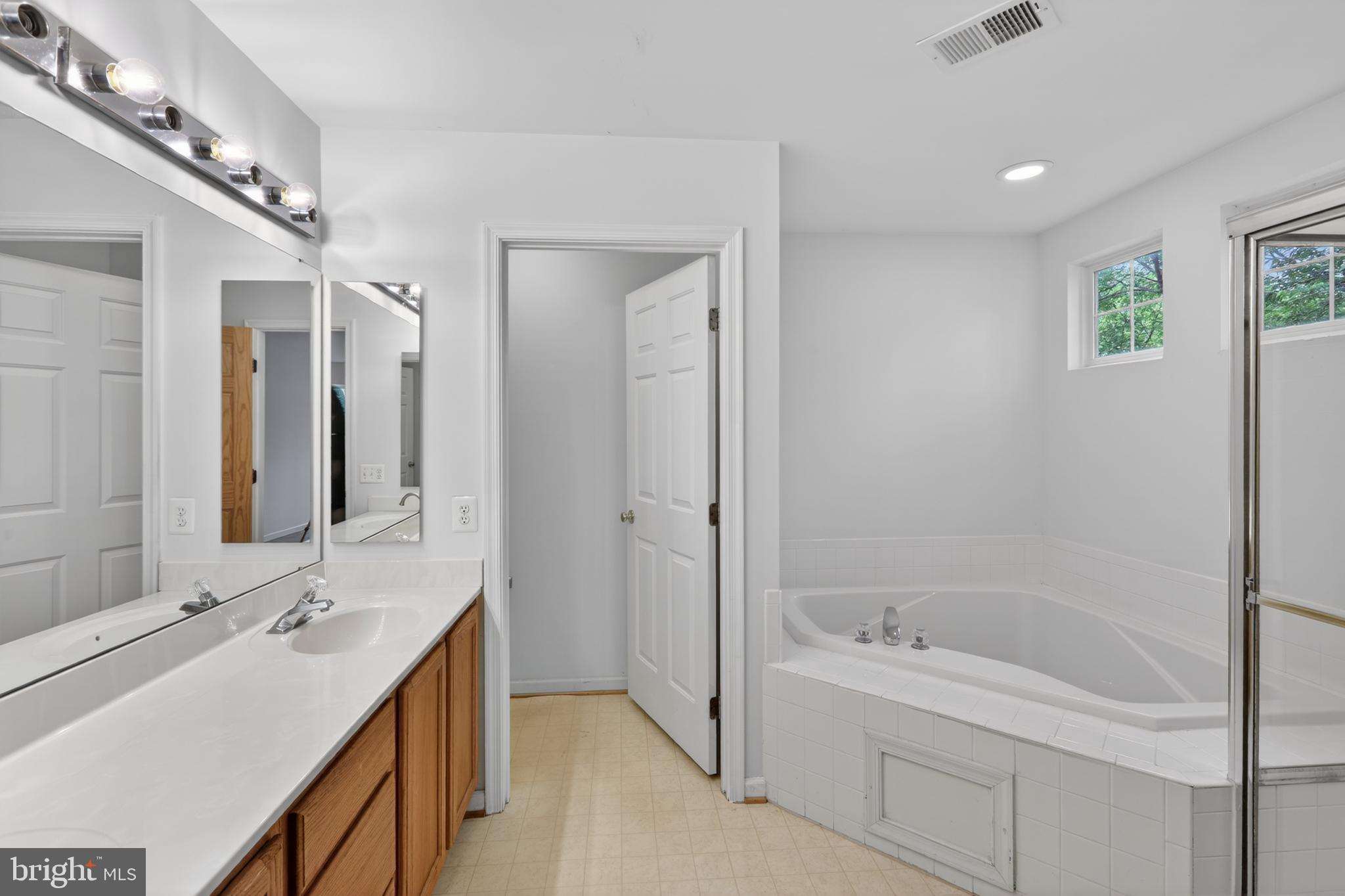 8508 Hillview Road Landover, MD 20785 - Photo 33 of 57