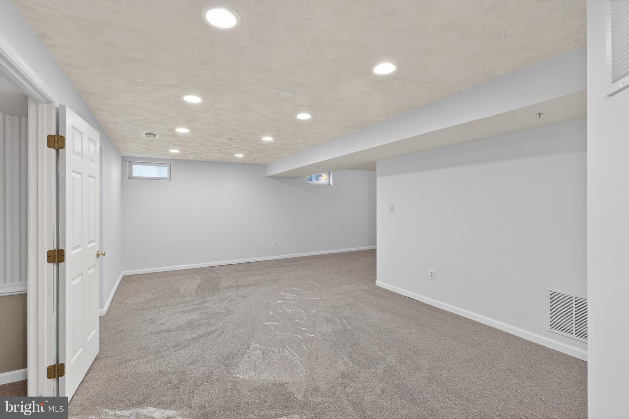 8508 Hillview Road Landover, MD 20785 - Photo 38 of 57