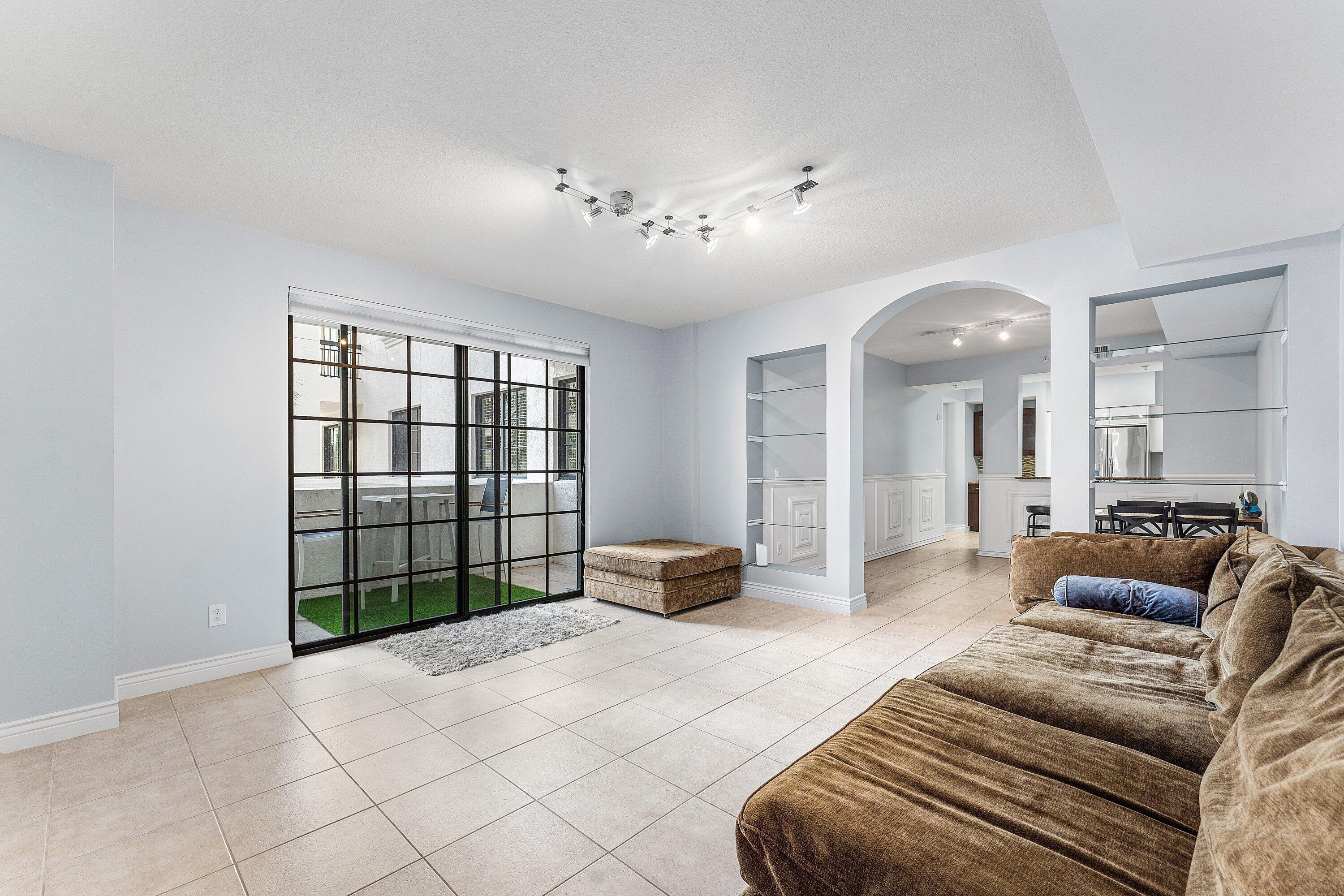 Boca Grand 308 living area picture1