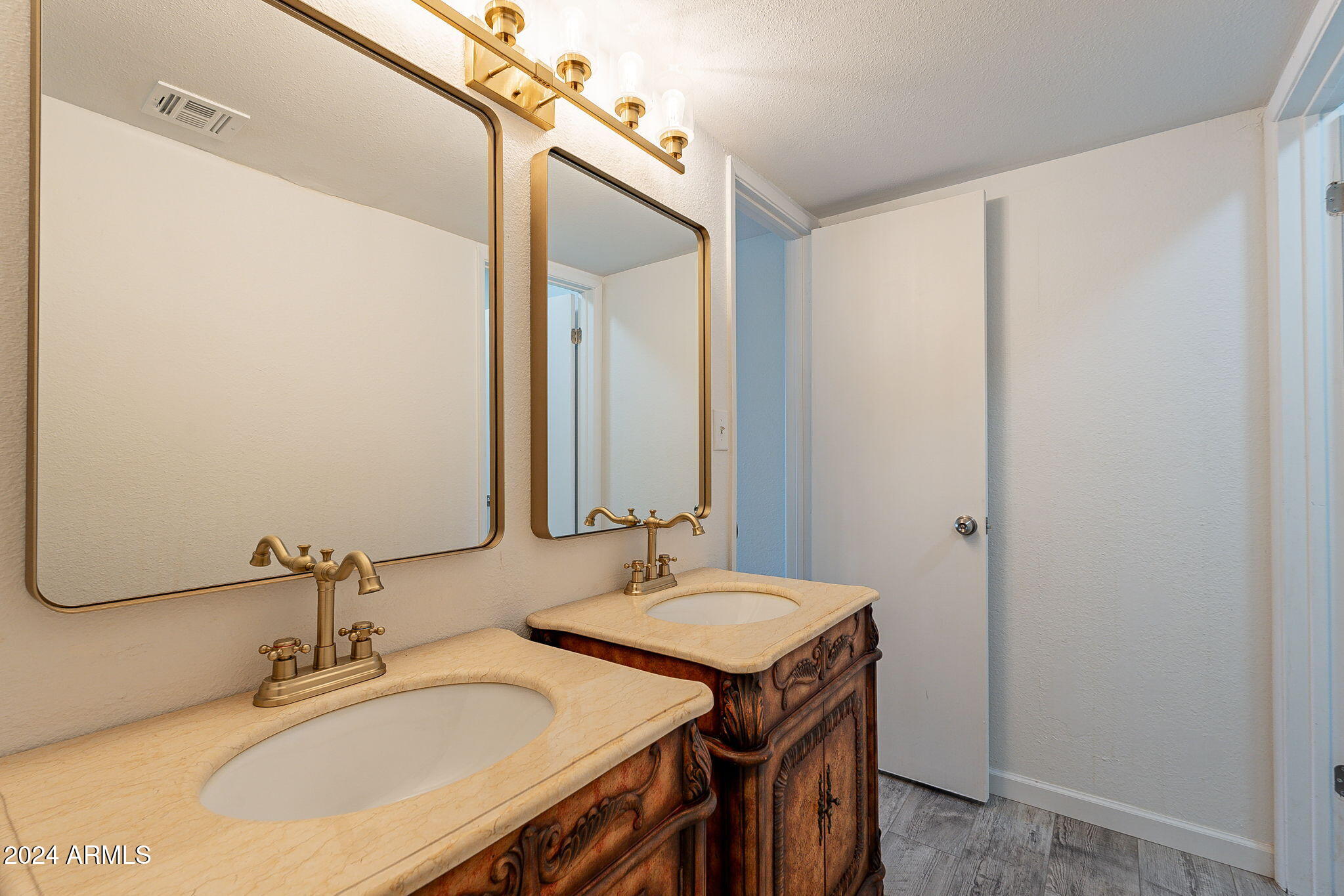 1051 South Dobson Road, Unit 107 Mesa, AZ 85202 - Photo 24 of 34 24-web-or-mls-Dobson-24