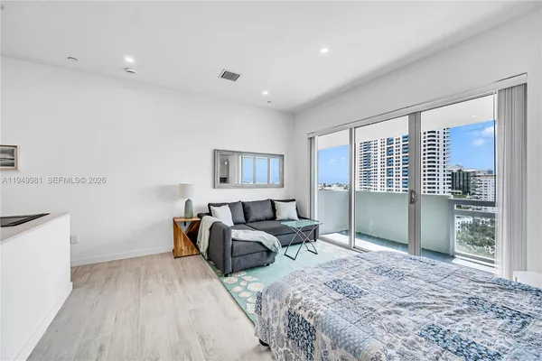 $3,500 | 1500 Bay Road, Unit 1536S, Miami Beach, FL 33139